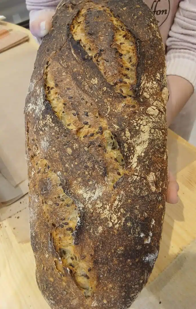 Gros pain de blé aux graines de lin 1kg